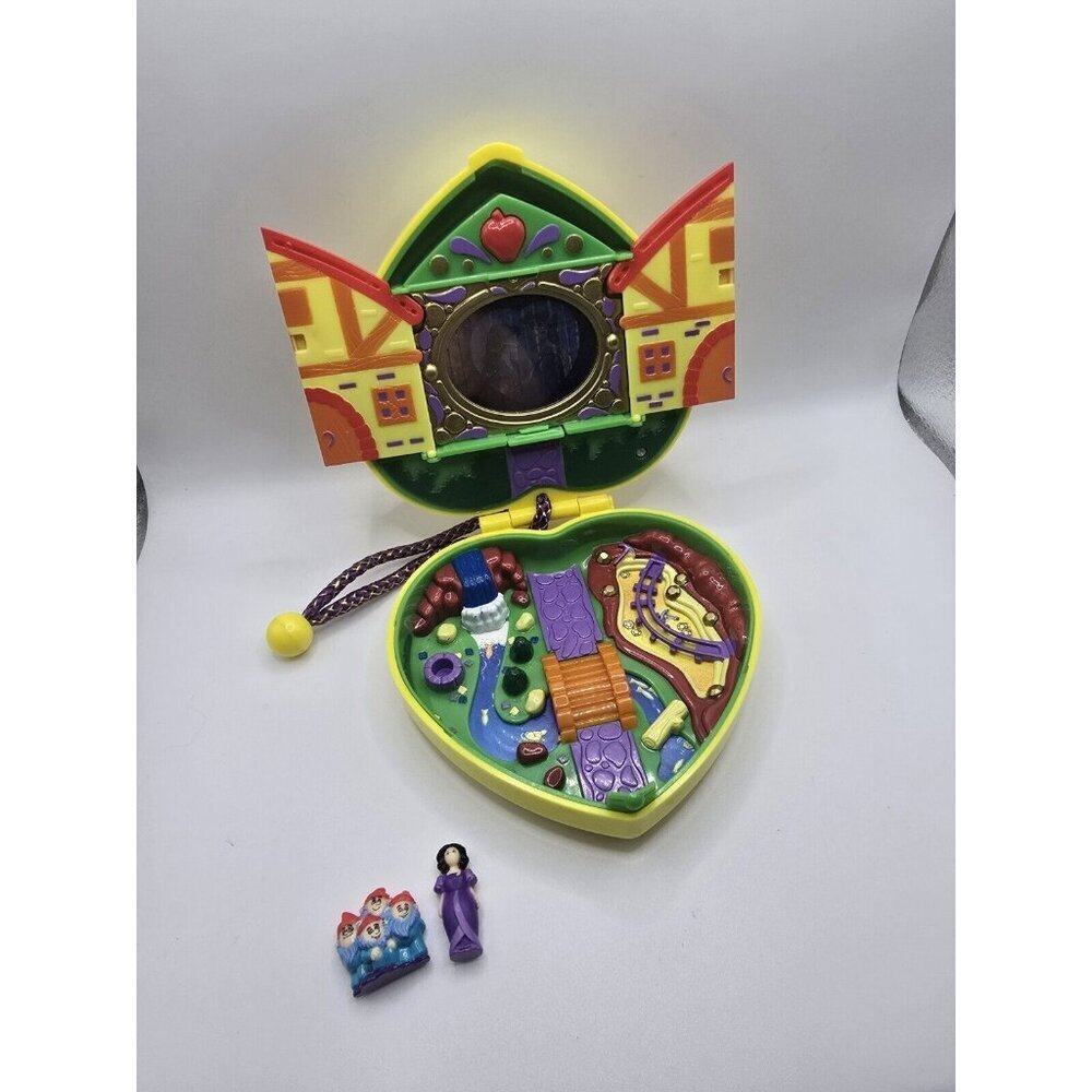 My Secret Fairy Tales Snow White Toy Yellow Heart Locket 90s- Missing Dwarfs